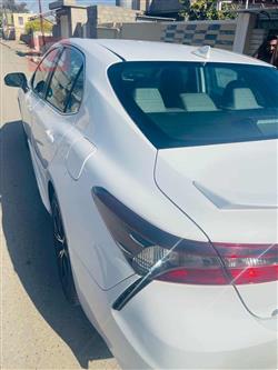 تۆیۆتا کامری